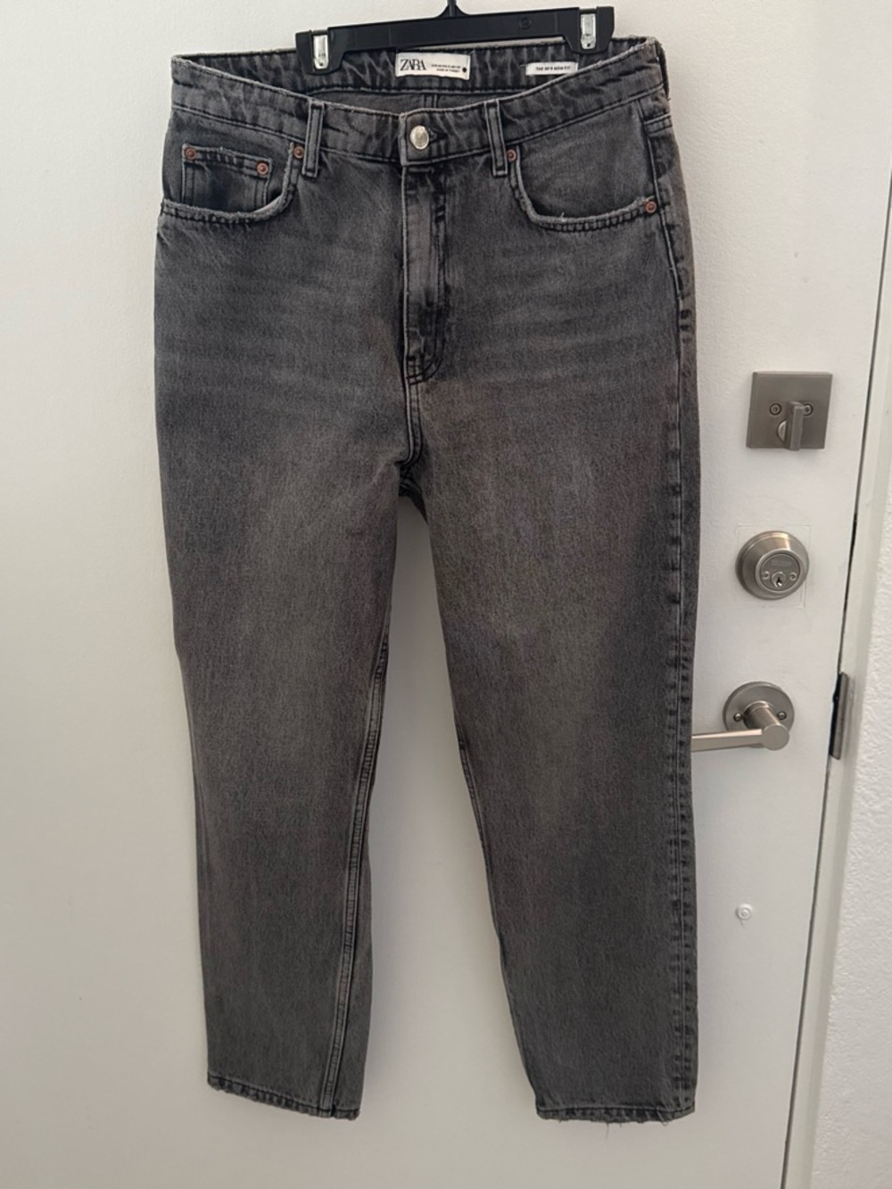 Zara High-Rise Grey Washed Women’s Jeans